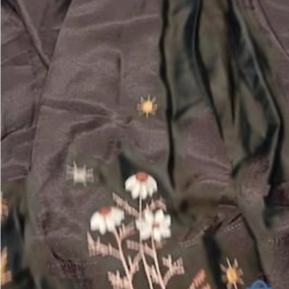 NEW Johnny Was Calme Silk Blend Embroidered Top Blouse SZ XS 🌼 🌼 🌼 - Picture 6 of 10